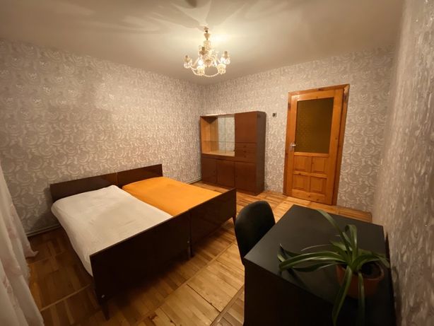 Rent an apartment in Ternopil on the St. Luchakivskoho 12а per 2500 uah. 