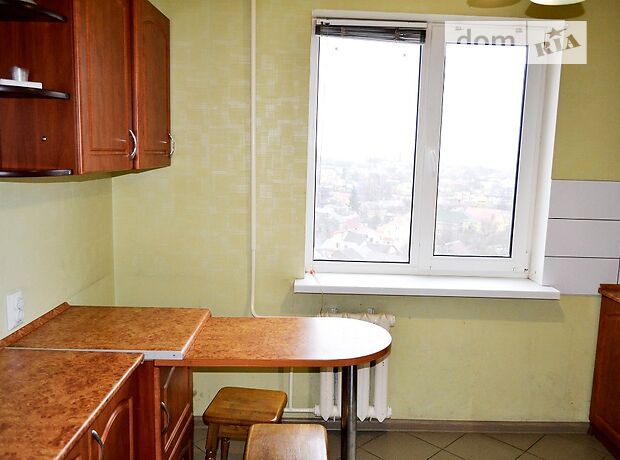 Снять квартиру в Ровне на ул. Вербова за 4000 грн. 