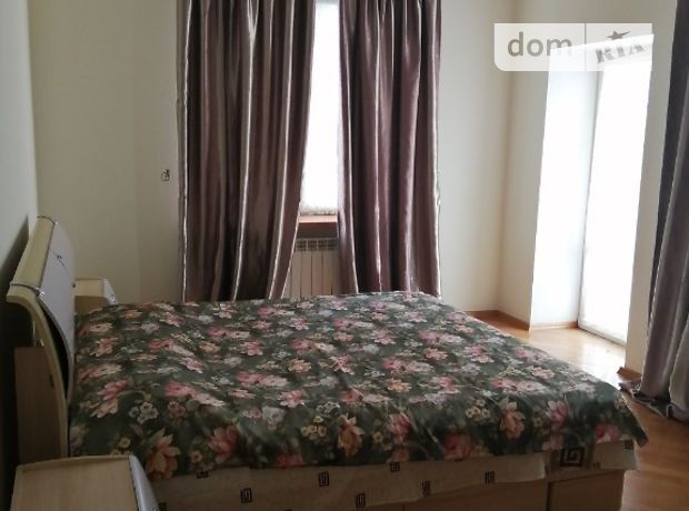 Rent a house in Odesa on the lane Kompasnyi 17 per 107527 uah. 