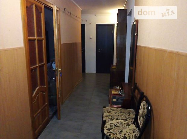 Rent daily a room in Odesa on the St. Posmitnoho per 150 uah. 
