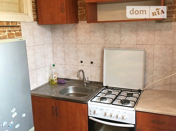 Rent an apartment in Zhytomyr per 4000 uah. 