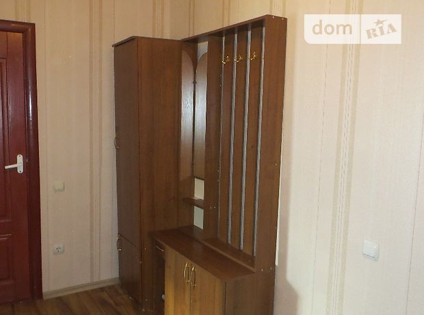 Rent an apartment in Vinnytsia on the St. Keletska per 5000 uah. 