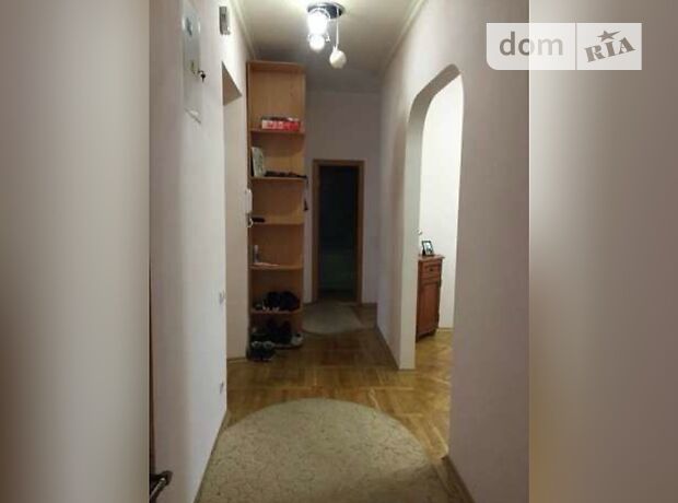 Rent a room in Kyiv on the St. Bazhova per 2700 uah. 