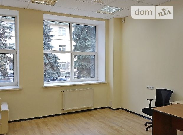 Снять офис в Киеве на ул. Юрия Ильенко за 22214 грн. 