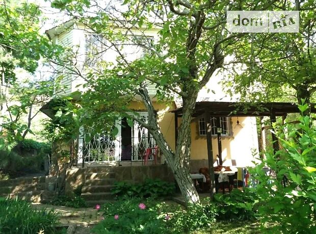 Rent daily a house in Odesa on the St. 411 batarei 141 per 2000 uah. 