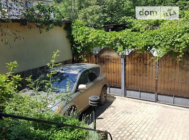 Зняти подобово будинок в Одесі на вул. 411 батареї 141 за 2000 грн. 