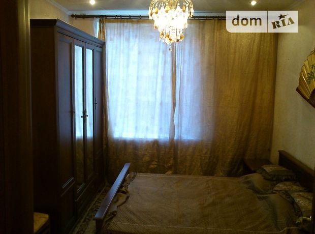 Rent daily an apartment in Sloviansk on the St. Bankivska per 300 uah. 