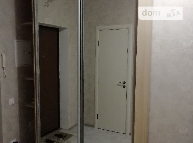 Rent an apartment in Kyiv on the St. Danchenka Serhiia 34А per 14000 uah. 