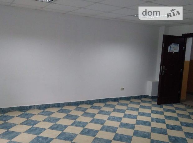 Rent an office in Uzhhorod on the Avenue Svobody per 4142 uah. 