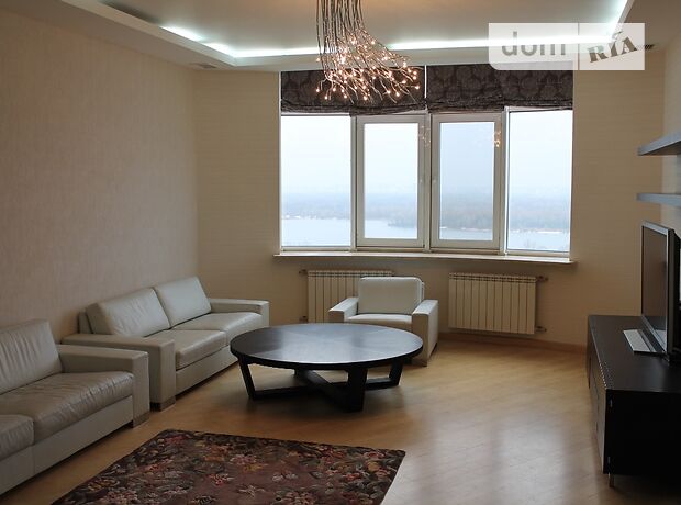 Зняти квартиру в Києві біля ст.м. Мінська за 37634 грн. 