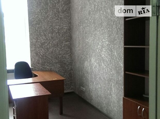 Rent an office in Dnipro on the lane Yavornytskoho per 18065 uah. 
