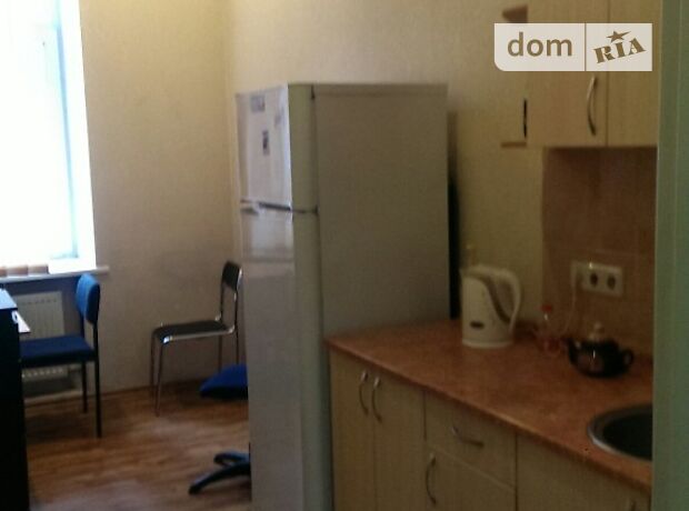Rent an office in Dnipro on the lane Yavornytskoho per 18065 uah. 