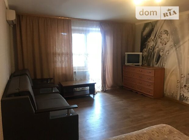 Зняти подобово квартиру в Дніпрі на просп. Слобожанський за 550 грн. 