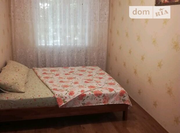 Снять посуточно квартиру в Николаеве в Центральном районе за 400 грн. 