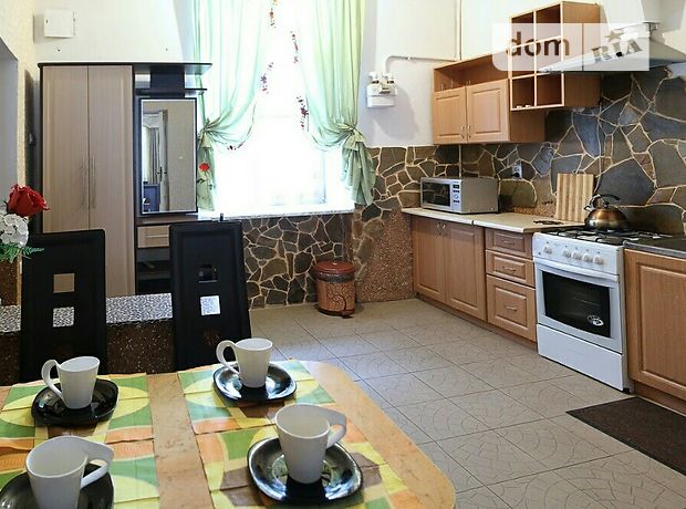 Rent an apartment in Lviv on the St. Horodotska per 5600 uah. 
