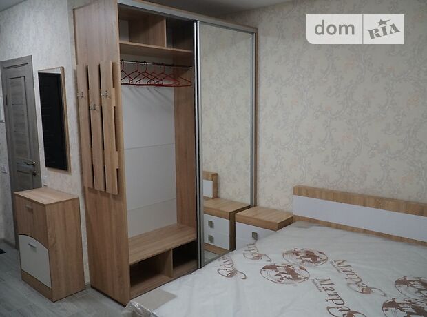 Снять квартиру в Киеве на ул. Радистов 30 за 7500 грн. 