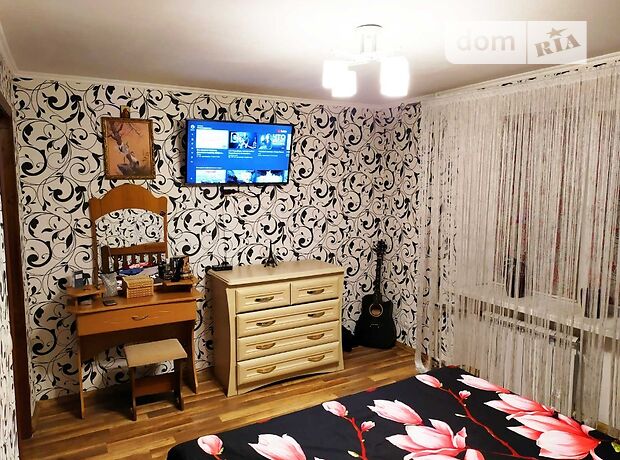 Rent daily an apartment in Berdiansk on the St. Lyuteranska 1 per 1000 uah. 