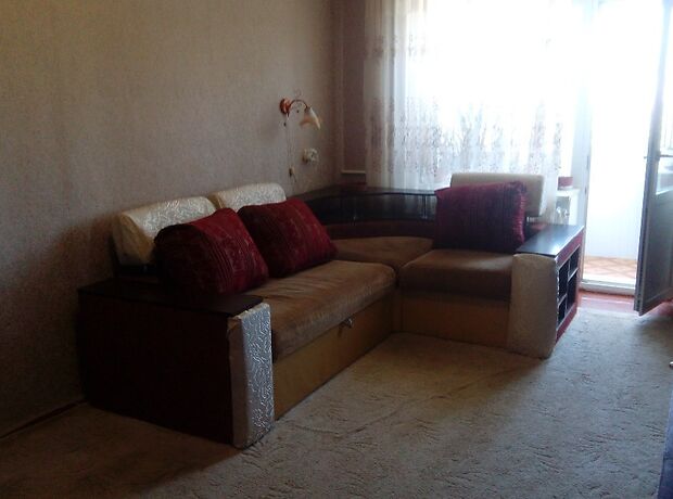 Rent daily an apartment in Berdiansk per 450 uah. 