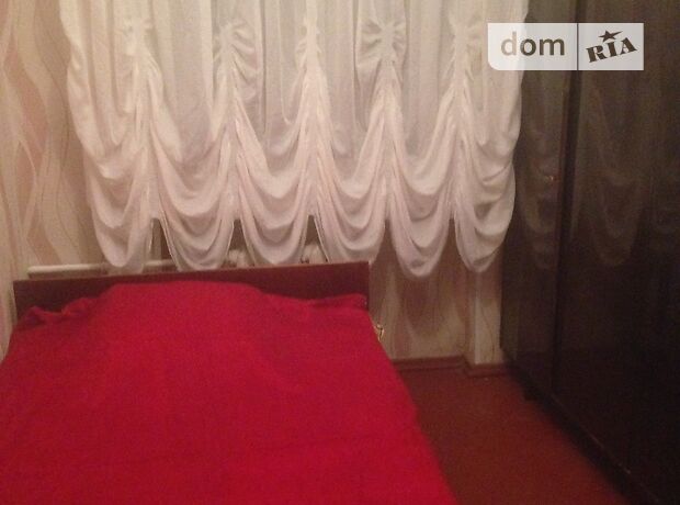 Зняти квартиру в Одесі на пров. Вишневського 74 за 7000 грн. 