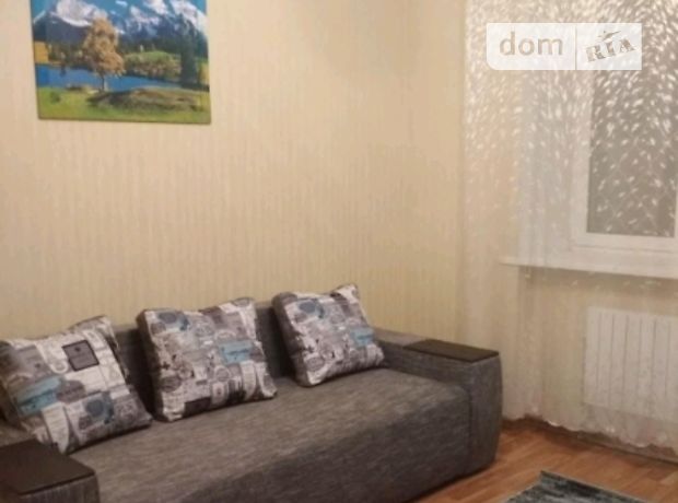 Rent an apartment in Kyiv on the Avenue Peremohy 60 per 13000 uah. 