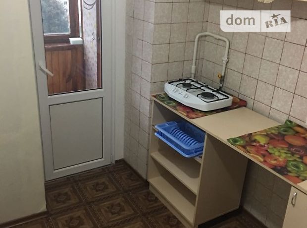Rent an apartment in Zhytomyr per 3000 uah. 