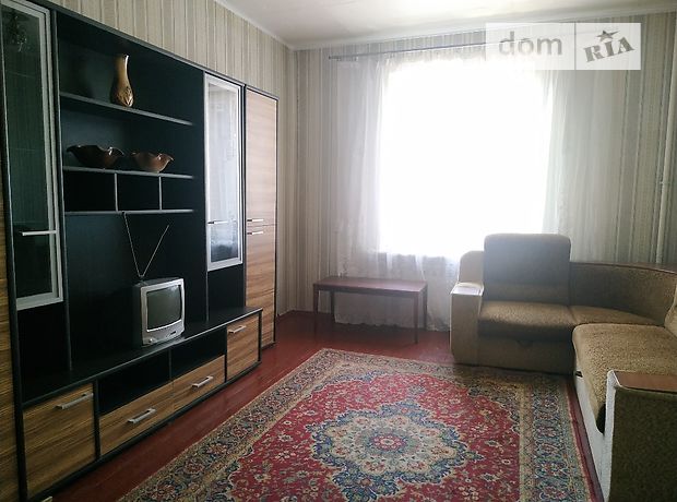 Rent daily an apartment in Dnipro in Tsentralnyi district per 450 uah. 