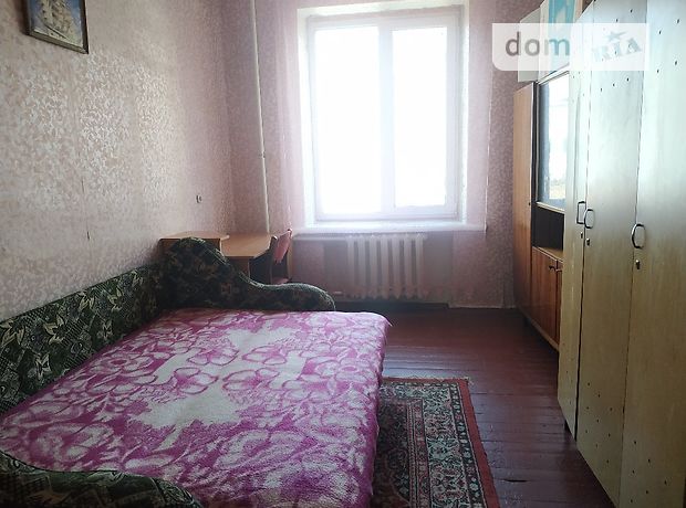 Зняти подобово квартиру в Дніпрі в Центральному районі за 450 грн. 