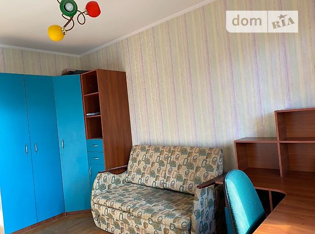 Rent an apartment in Kharkiv on the Avenue Peremohy 54Б per 11000 uah. 