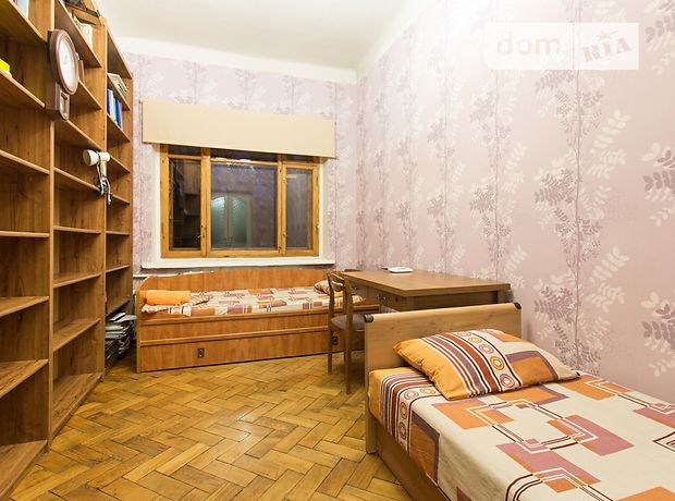 Rent daily an apartment in Kharkiv on the St. Myronosytska per 950 uah. 