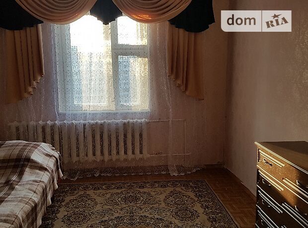 Rent a room in Kyiv near Metro Kharkivska per 4000 uah. 