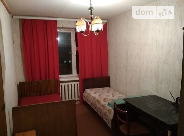 Зняти кімнату в Хмельницькому на вул. Залізняка за 2100 грн. 