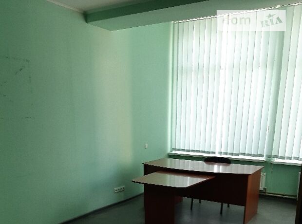 Зняти офіс в Хмельницькому на вул. Мирного за 2500 грн. 