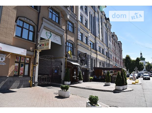 Rent an office in Kyiv on the Kontraktova square per 32787 uah. 
