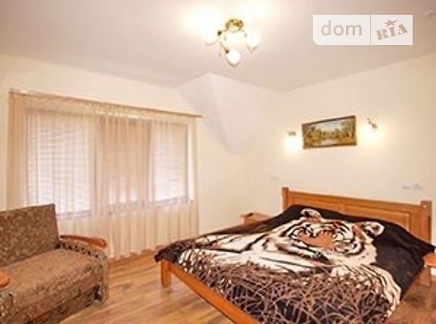 Rent daily a house in Odesa on the lane 1-i Chornomorskyi per 2500 uah. 