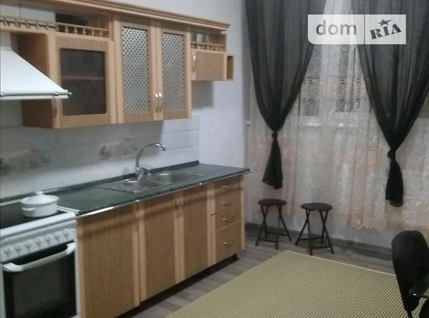 Rent an apartment in Kyiv near Metro Akademmistechko per 11000 uah. 