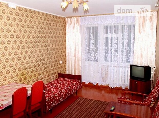 Rent daily an apartment in Chernihiv on the St. Lotna 3 per 500 uah. 
