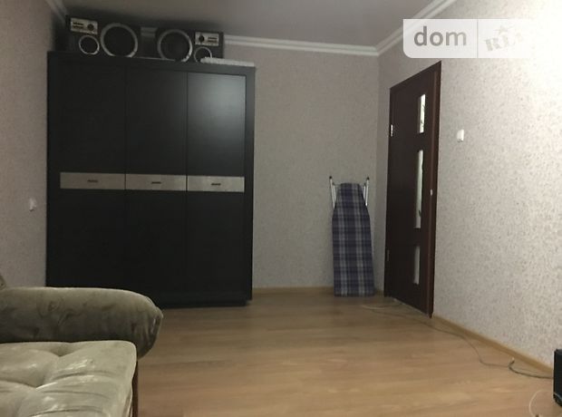 Rent daily an apartment in Mariupol on the Avenue Budivelnykiv 114 per 400 uah. 