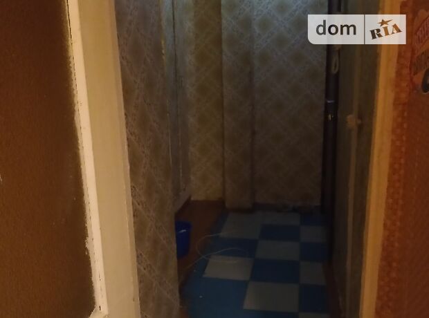 Rent an apartment in Poltava on the St. Navrotskoho per 3600 uah. 