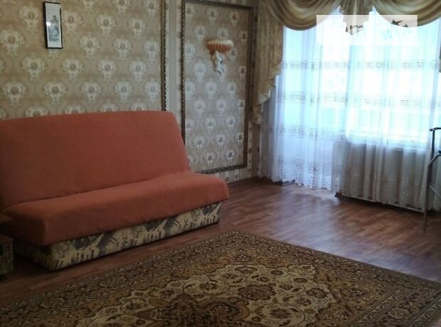 Rent an apartment in Kherson per 7500 uah. 