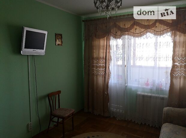 Rent an apartment in Kyiv on the St. Maiakovskoho 14 per 8000 uah. 