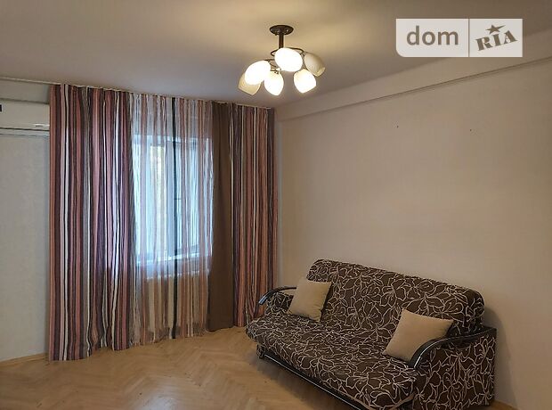 Rent an apartment in Kyiv near Metro Minska per 14900 uah. 