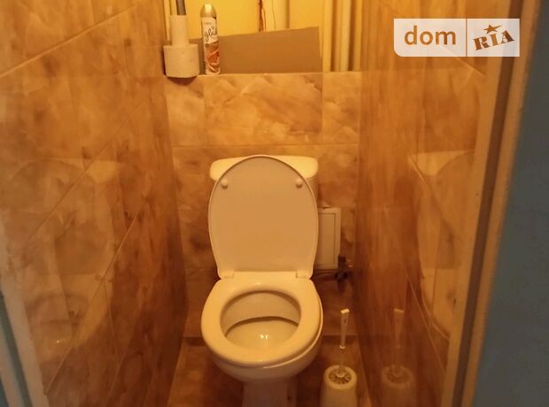 Rent a room in Kyiv on the St. Bohatyrska 20 per 3500 uah. 