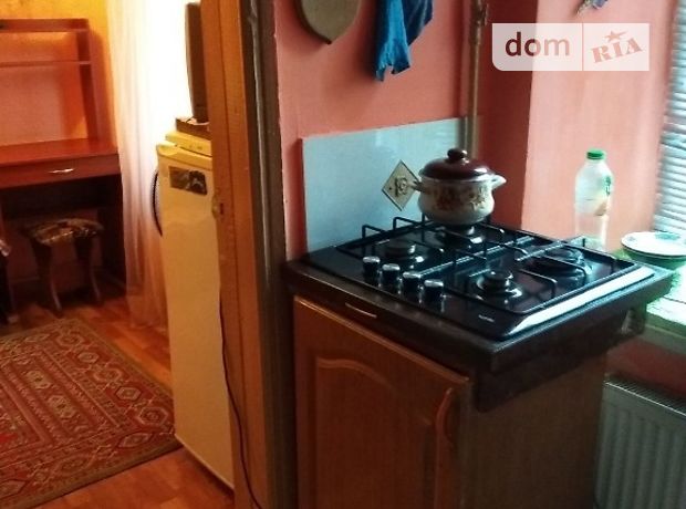 Rent daily an apartment in Odesa on the St. Panteleimonivska 101 per 350 uah. 