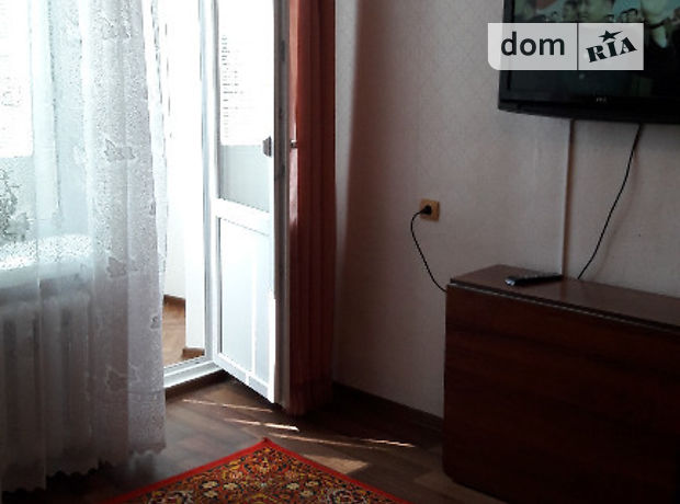 Снять квартиру в Ровне на ул. Соломии Крушельницкой за 4500 грн. 