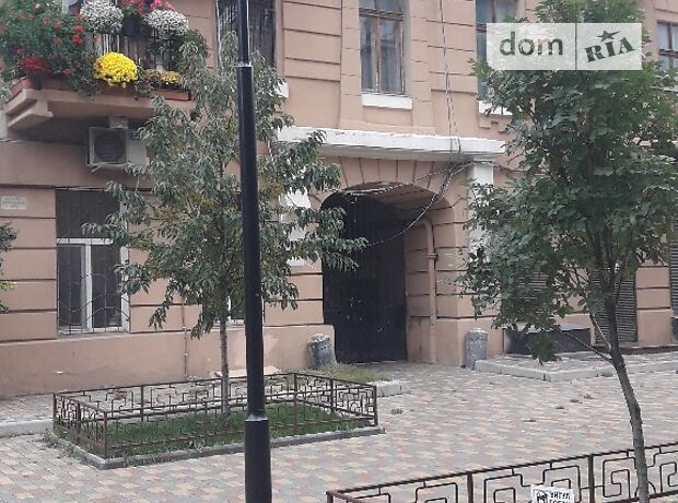 Rent daily an apartment in Odesa on the lane 1-i Oleksandra Nevskoho per 300 uah. 