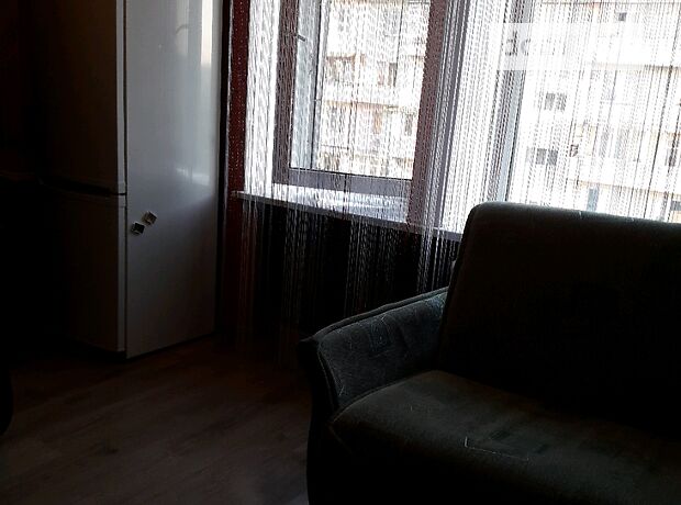 Rent a room in Kyiv on the St. Yordanska per 5000 uah. 