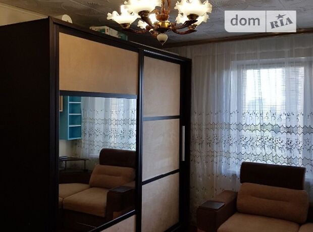 Rent a room in Kyiv on the St. Azerbaidzhanska per 4500 uah. 