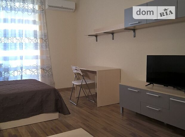 Rent an apartment in Uzhhorod on the St. Lintura per 6700 uah. 