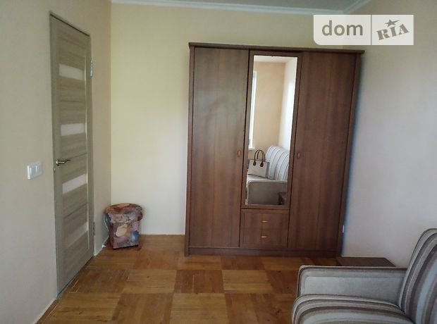 Rent an apartment in Lviv on the St. Arsenalna per 6000 uah. 