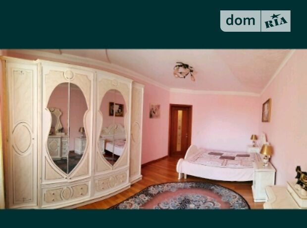 Снять квартиру в Черновцах на ул. Главная 216б за 11142 грн. 